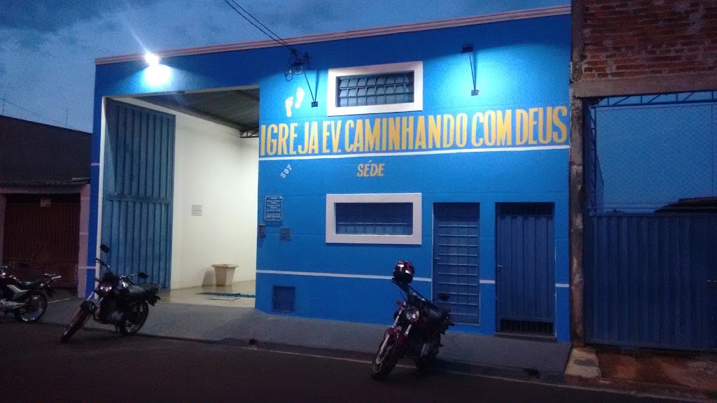 Fachada de Igreja Evangelica Caminhando Com Deus