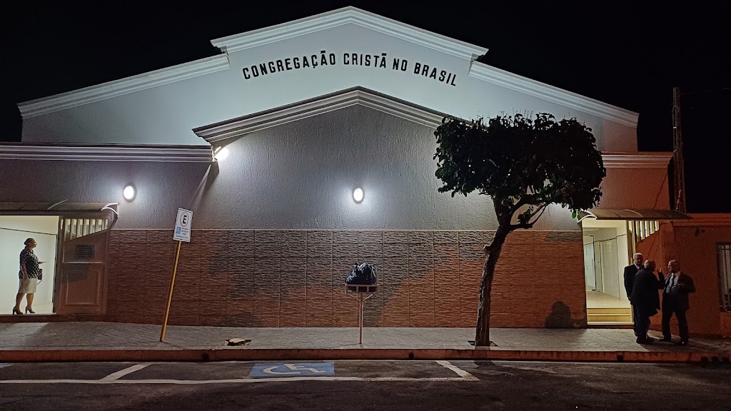 Fachada de Congregação Cristã no Brasil