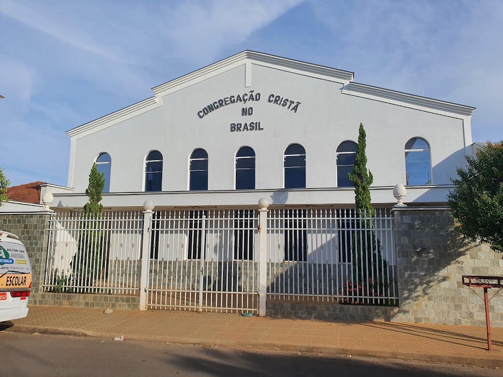 Fachada de Congregação Cristã no Brasil - Colinas Park Residencial
