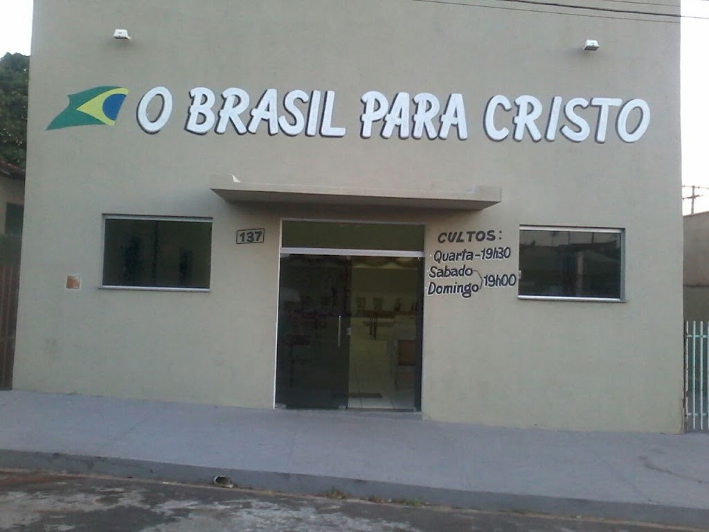 Fachada de Igreja Evangélica Pentecostal O Brasil Para Cristo 3° congregação