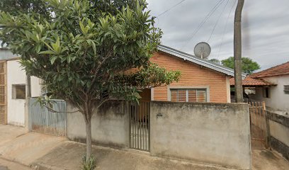 Fachada de Igreja pentecostal Deus é Amor