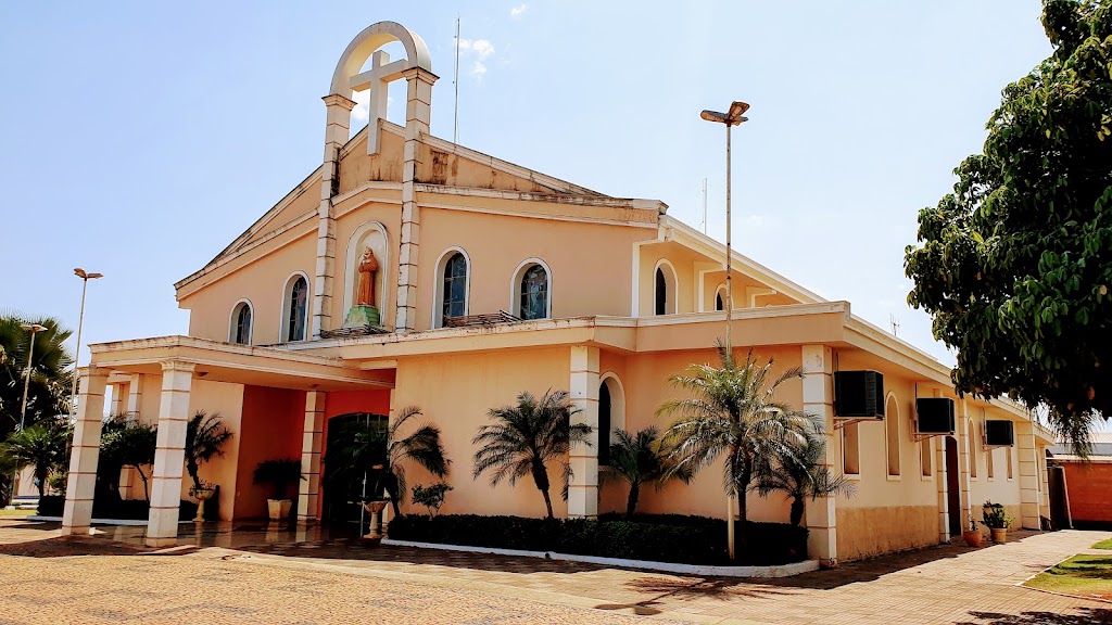 Fachada de Paróquia São Francisco de Assis