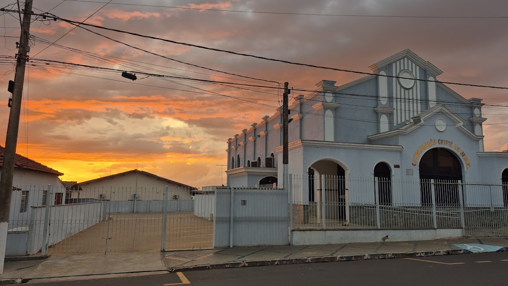 Fachada de Congregação Cristã no Brasil