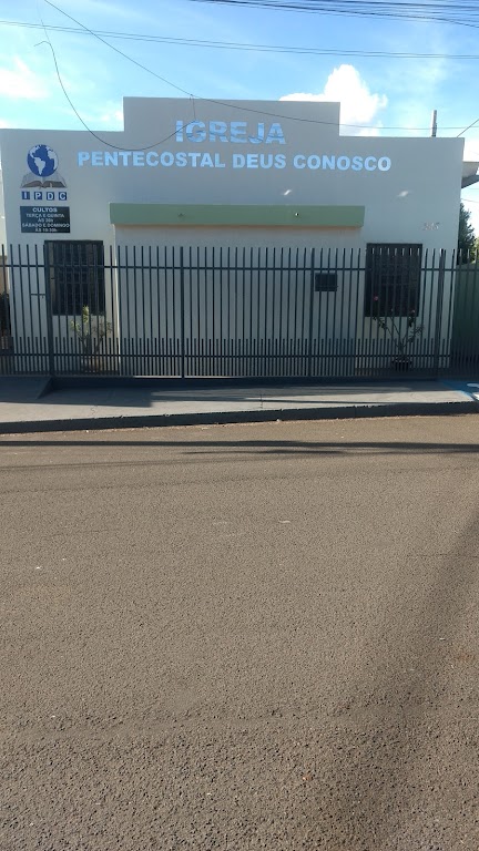 Fachada de Igreja Pentecostal Deus Conosco
