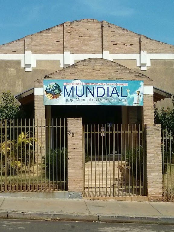 Fachada de Igreja Mundial do Poder de Deus