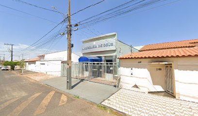 Fachada de Assembléia de Deus - Ouro Verde.