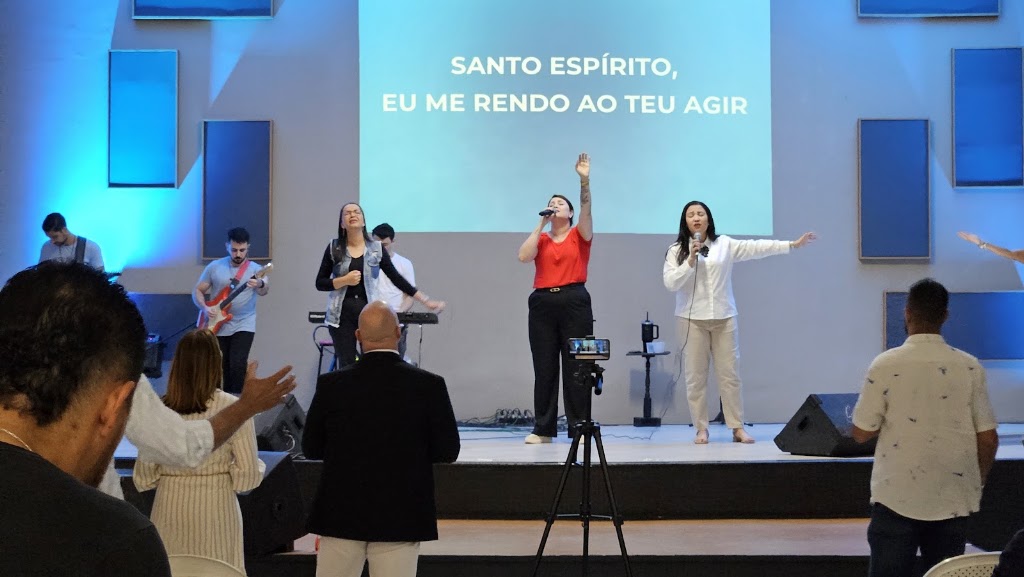 Fachada de IGREJA LUZ PARA OS POVOS - ARAGUARI