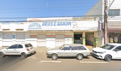 Fachada de Igreja Pentecostal Deus é Amor Sede Regional