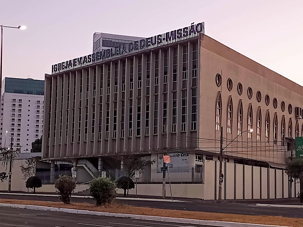 Fachada de Assembleia de Deus Missões aos Povos (ADMP) Jockey Camping