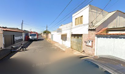 Fachada de Igreja Pentecostal Deus é Amor