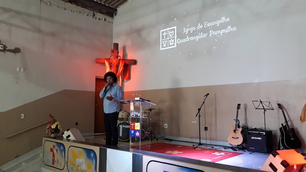 Fachada de Igreja do Evangelho Quadrangular - Pampulha