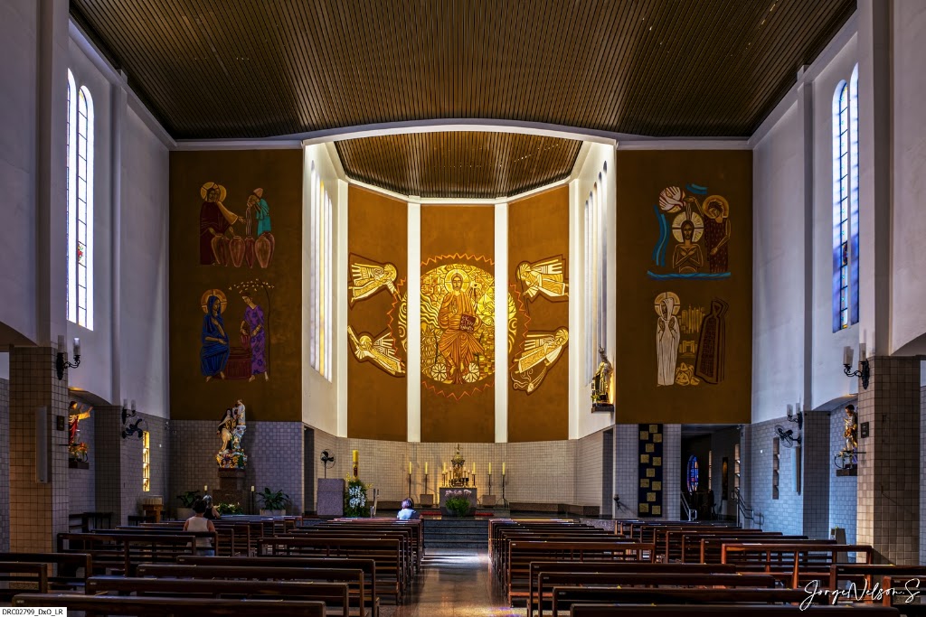 Fachada de Catedral Santa Teresinha do Menino Jesus