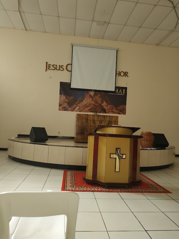Fachada de Igreja Universal do Reino de Deus