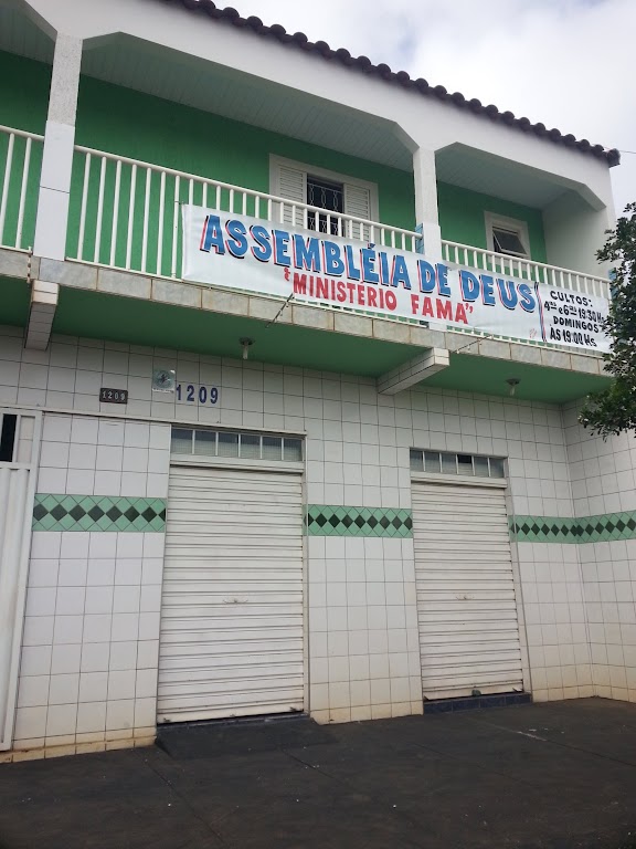 Fachada de Assembléia de Deus - Ministério Fama