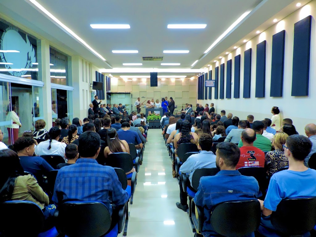 Fachada de Igreja Assembleia De Deus Ministério de Madureira em Uberlândia - Campo De Formosa-GO