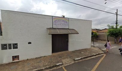 Fachada de Igreja Pentecostal Deus é Amor