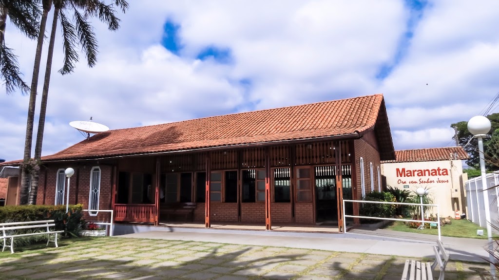 Fachada de Julyunhas av sebastiao afonseca silva 107 santa terezinha araxa3