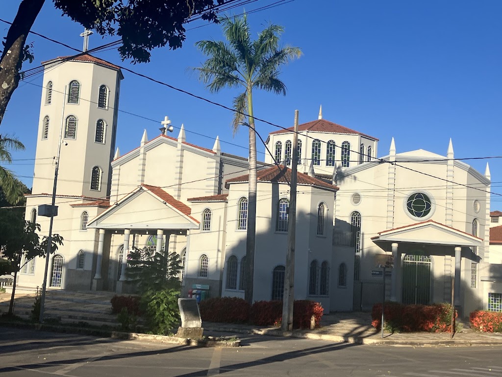 Fachada de Paróquia São José Operário