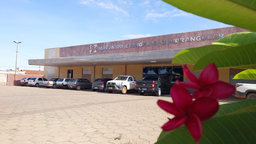 Fachada de Igreja Quadrangular