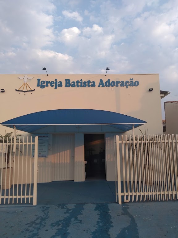 Fachada de Igreja Batista Adoração