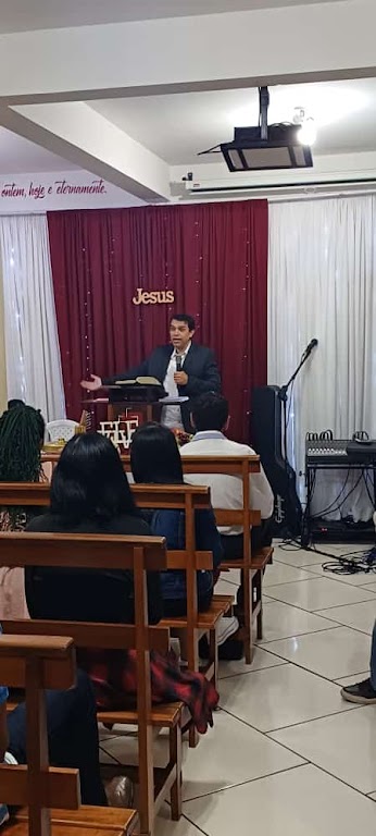 Fachada de Igreja do Evangelho Quadrangular (4a)