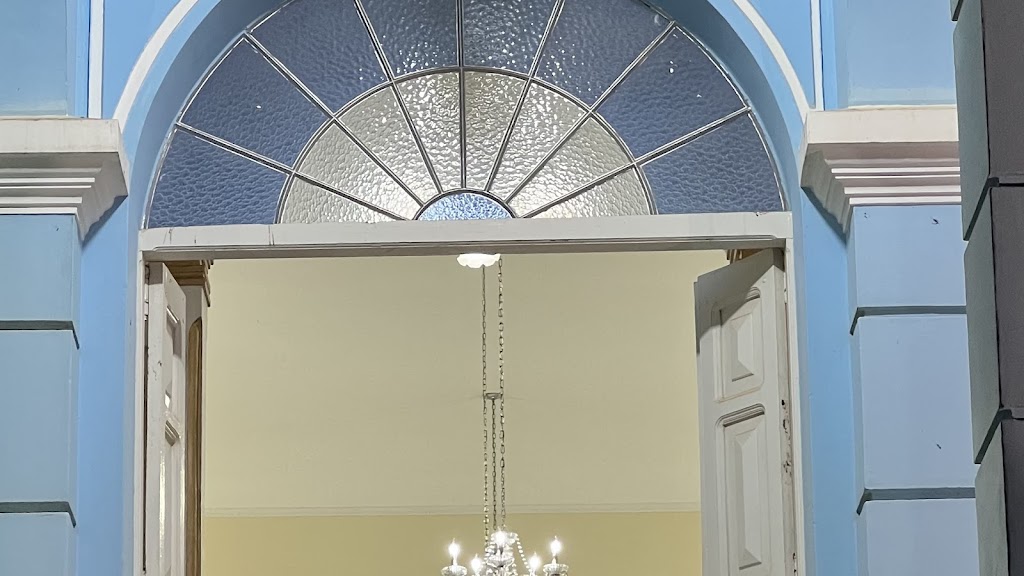 Fachada de Igreja Nossa Senhora Aparecida - Bairro Bom Sucesso