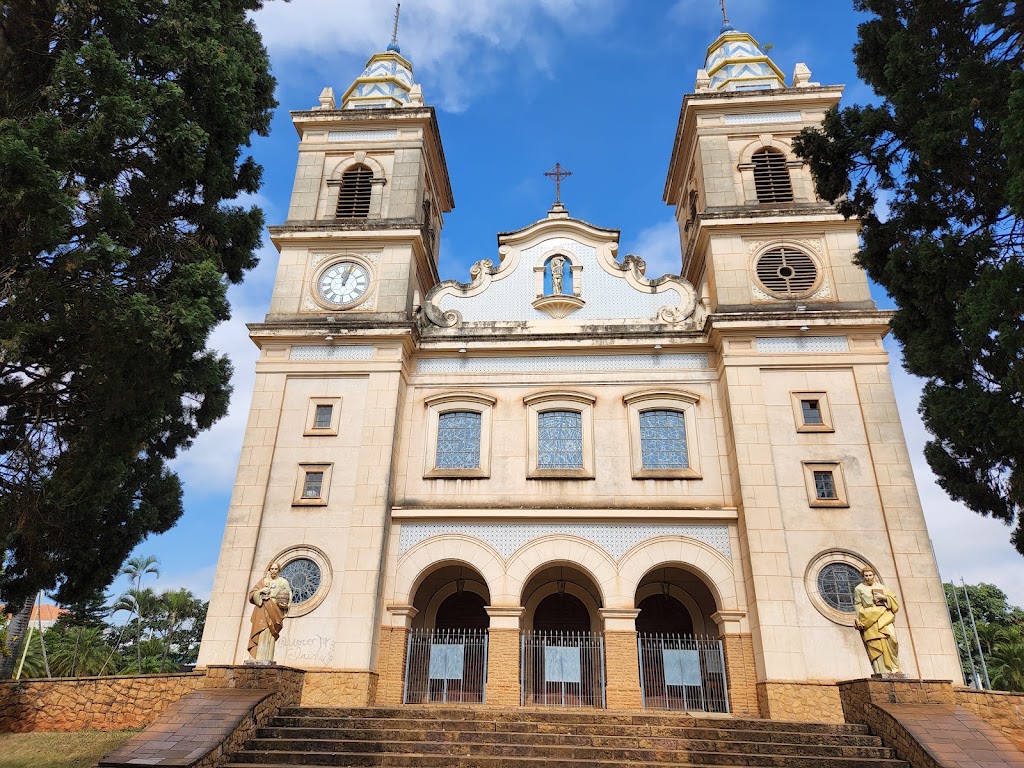 Fachada de Santuário São Sebastião