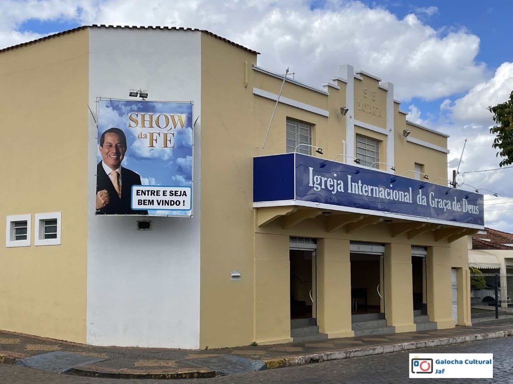 Fachada de Igreja Internacional da Graça de Deus