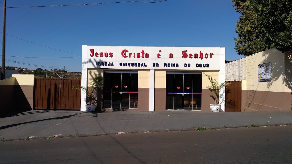 Fachada de Igreja Universal do Reino de Deus