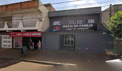 Fachada de Igreja da Família