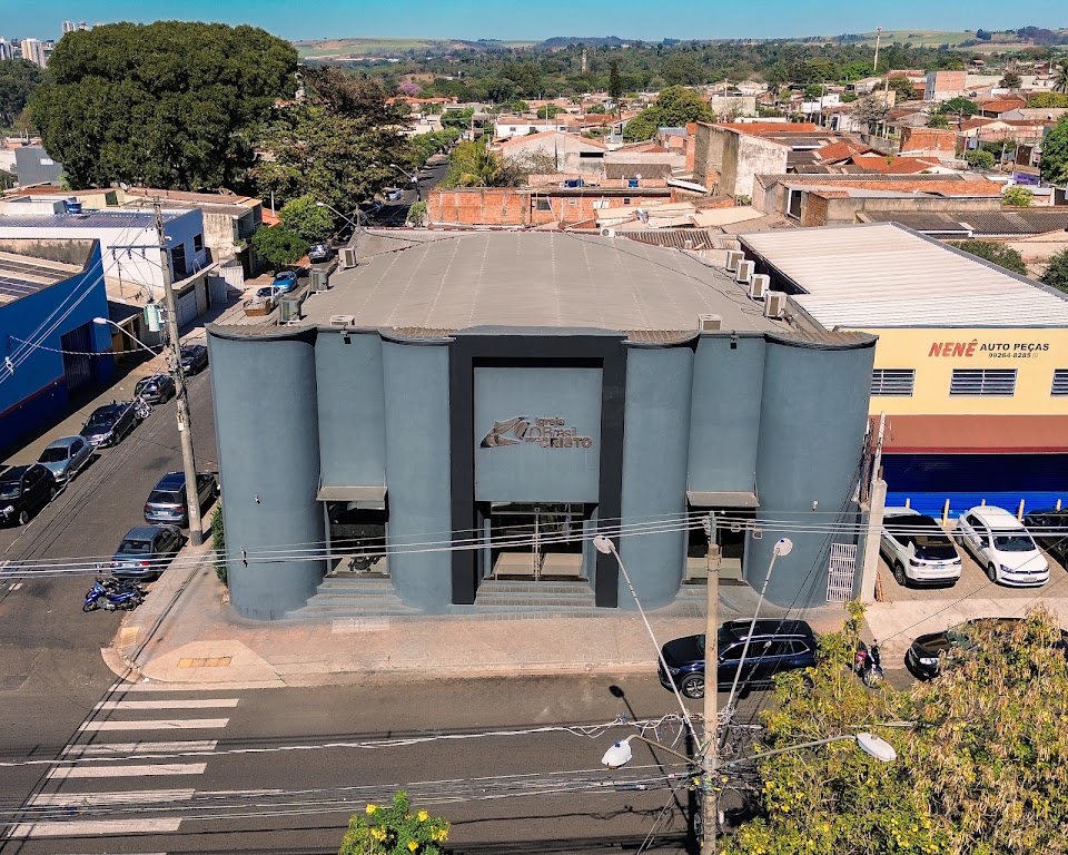 Fachada de Igreja Evangélica O Brasil Para Cristo Sede Regional
