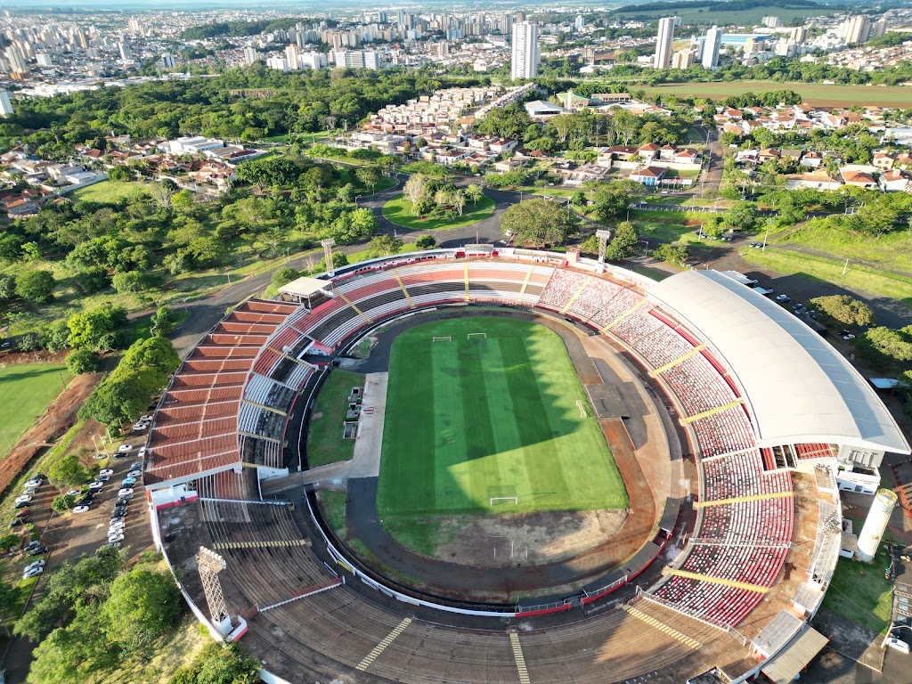 Fachada de Estádio Santa Cruz - Arena NicNet