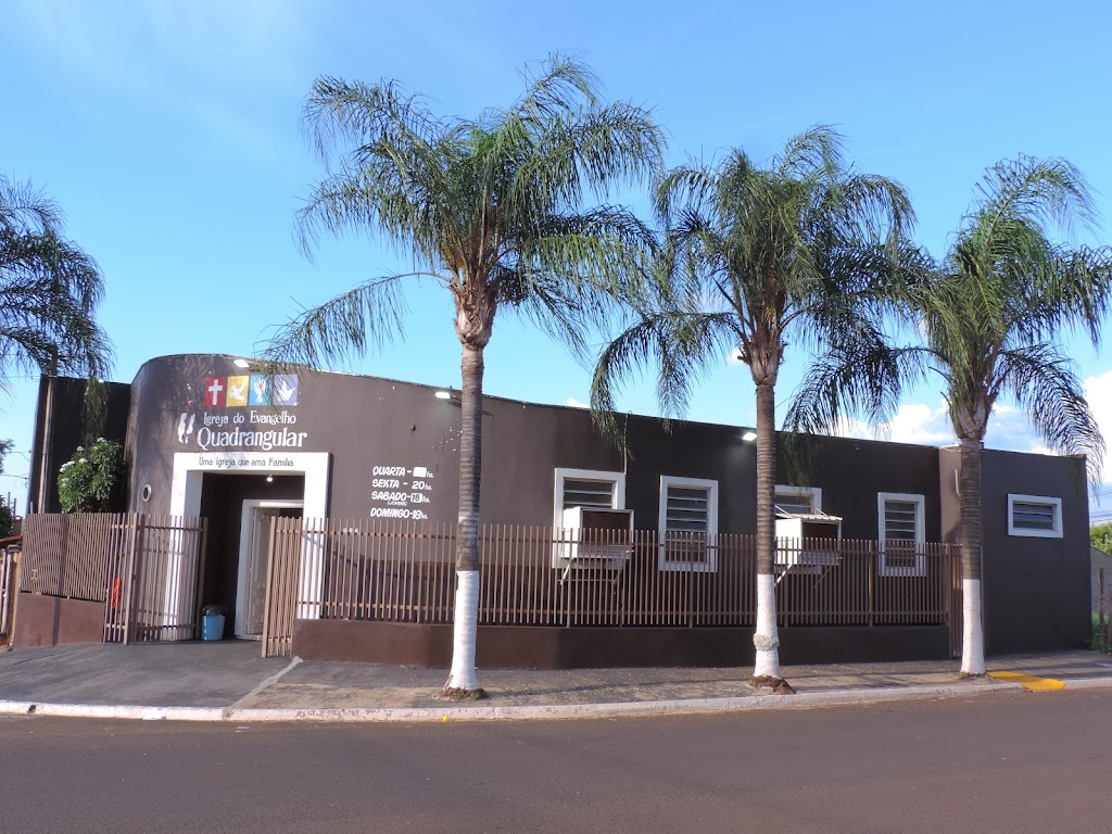 Fachada de Quadrangular Palocci - Ribeirão Verde