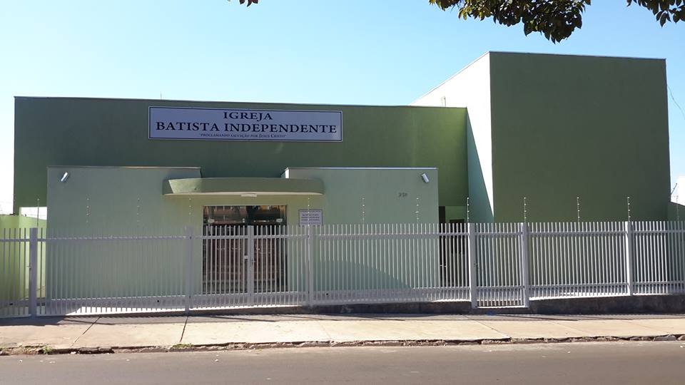 Fachada de Igreja Batista Independente de Serrana