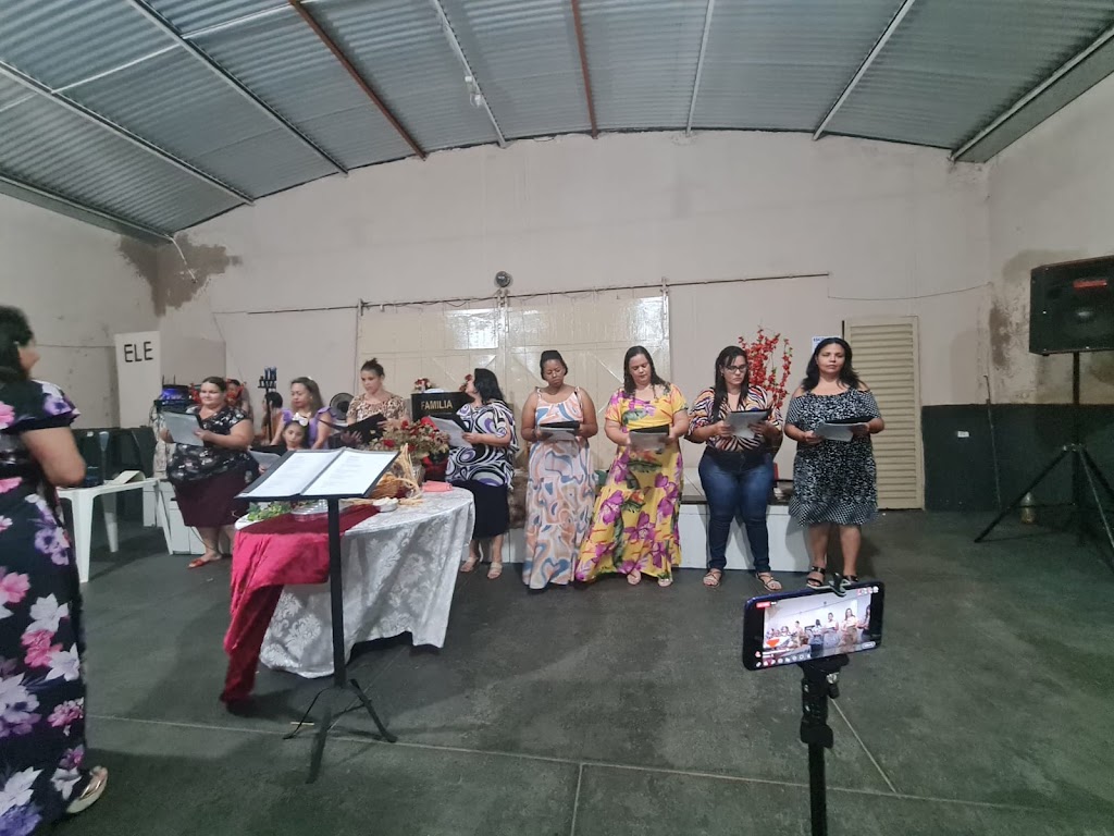 Fachada de Igreja Pentecostal Deus é Amor
