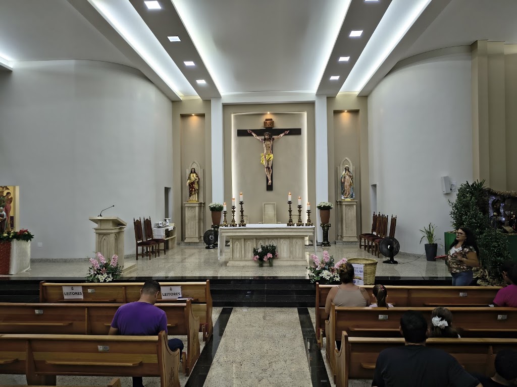 Fachada de Paróquia São José e São Judas Tadeu