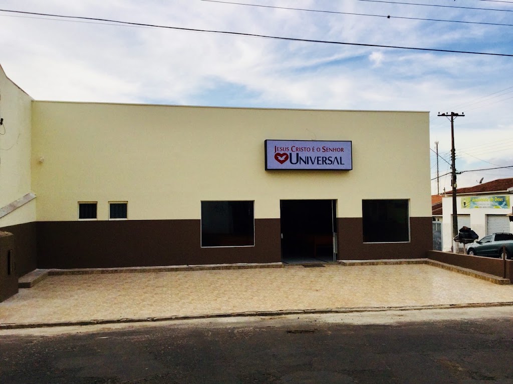 Fachada de Igreja Universal do Reino de Deus