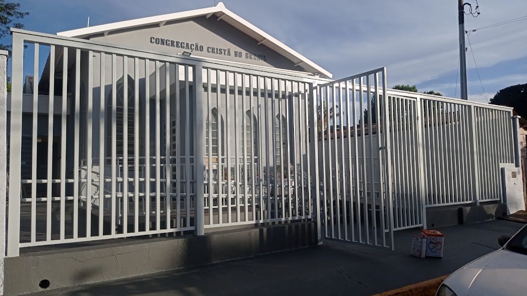 Fachada de Congregação Cristã No Brasil - Estância Santa Ana