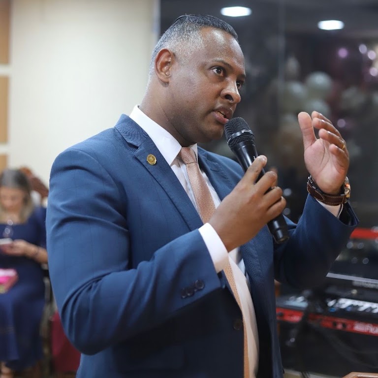Fachada de Igreja Assembleia de Deus Madureira Jd. Santa Efigênia