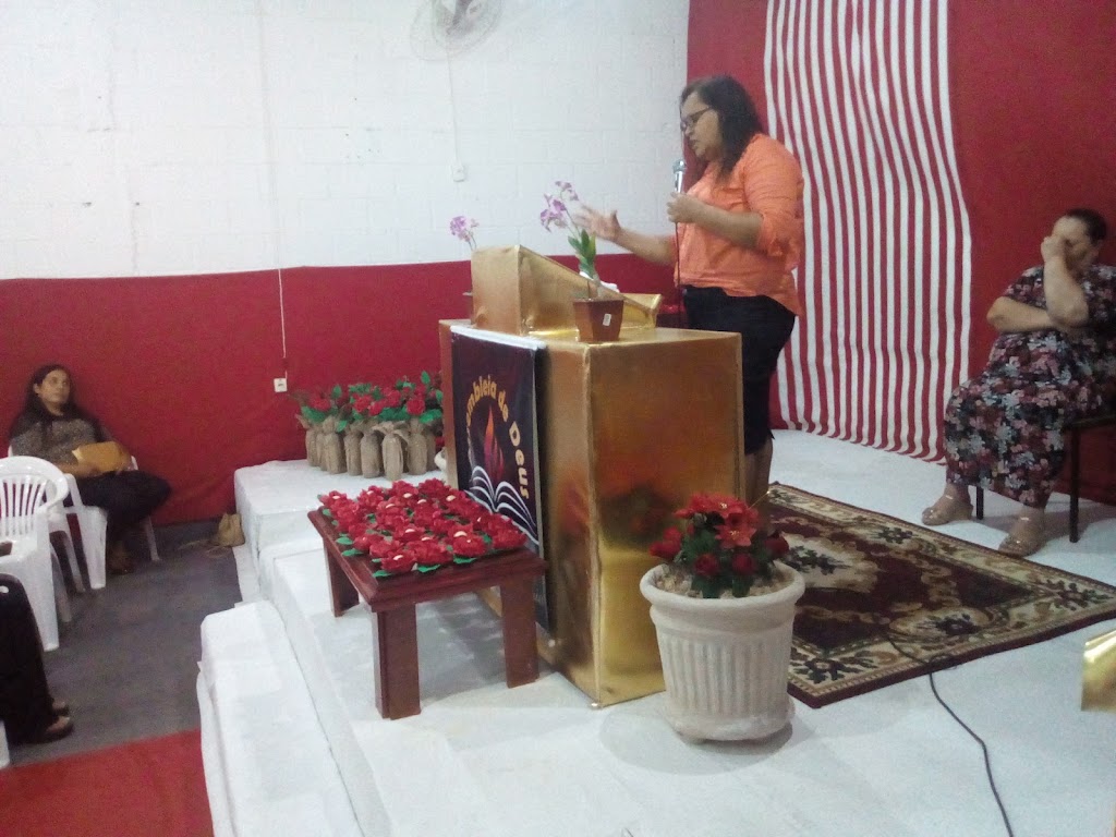 Fachada de Assembleia de Deus "Projeto No Deserto"
