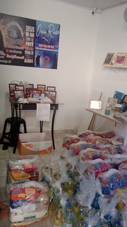 Fachada de Rádio Deus é Fiel com você