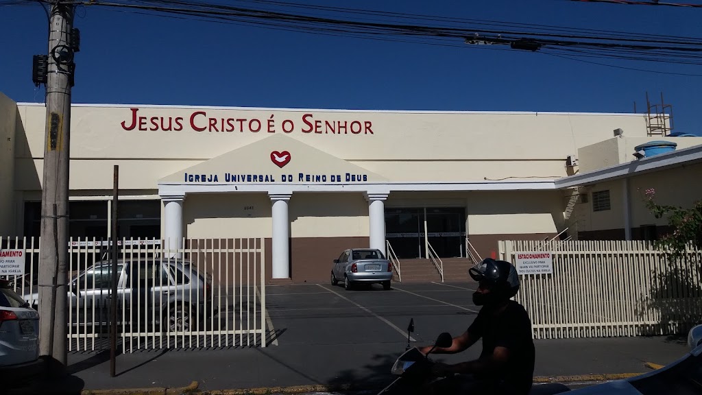 Fachada de Igreja Universal