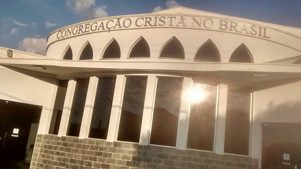 Fachada de Congregação Cristã no Brasil - Jardim América