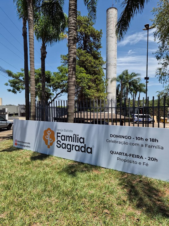 Fachada de Igreja Batista Família Sagrada