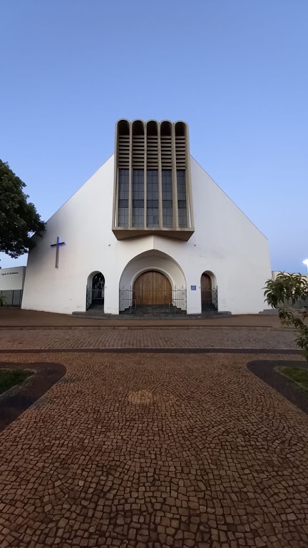 Fachada de Paróquia Nossa Senhora do Sagrado Coração (Igreja Redentora)