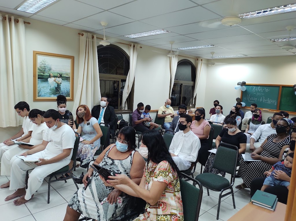 Fachada de A Igreja de Jesus Cristo dos Santos dos Últimos Dias