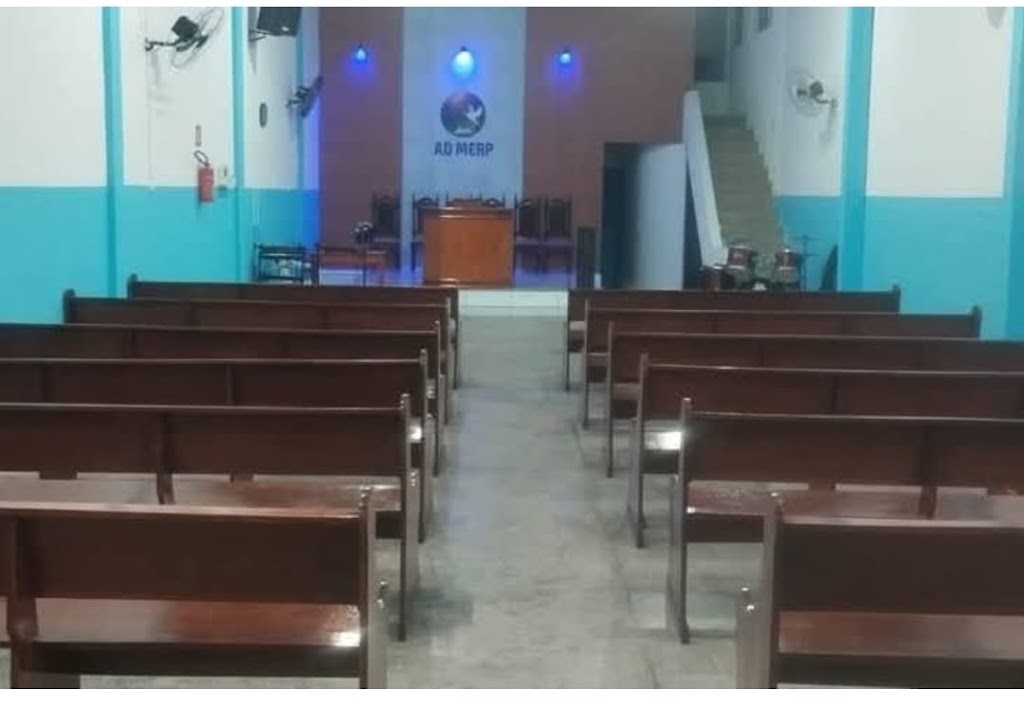 Fachada de Assembleia de Deus ministério Emanuel merp