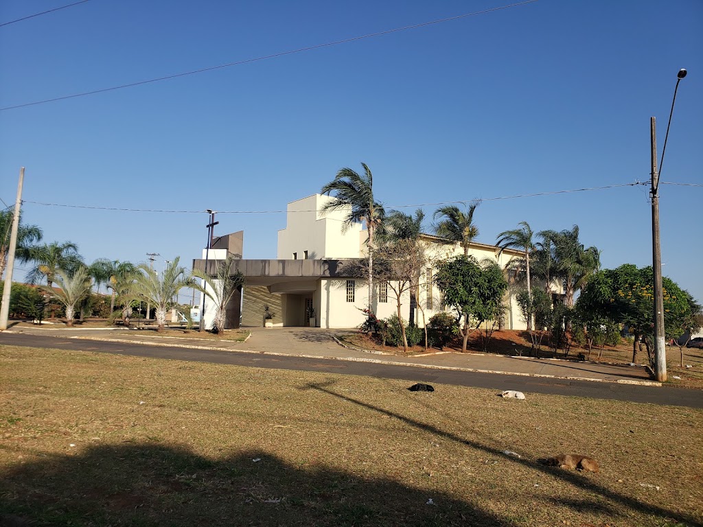 Fachada de Praça Dorival Barbosa da Silva