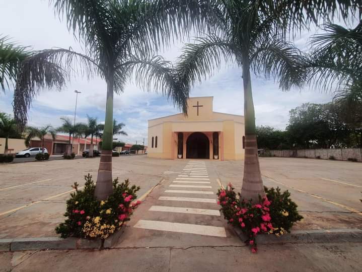 Fachada de Paróquia Santo Antônio de Pádua