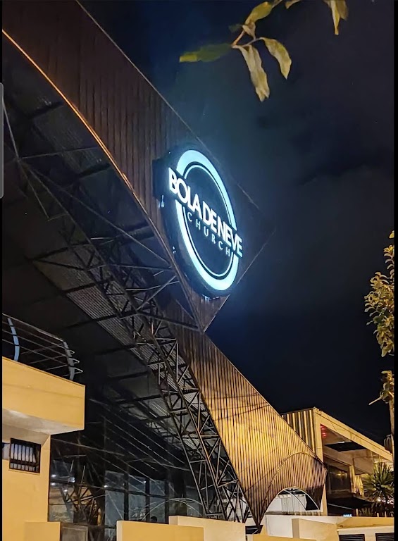Fachada de Igreja Bola de Neve